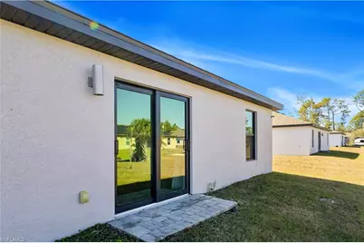 185 Yager Cir, Fort Myers, FL 33913 - Photo 35