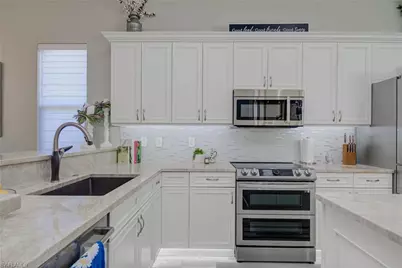 8334 Provencia Ct, Fort Myers, FL 33912 - Photo 7