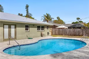 8848 Fordham St, Fort Myers, FL 33907 - Photo 25