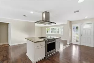 4742 Santa Del Rae Ave, Fort Myers, FL 33901 - Photo 9