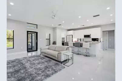 4172 12th Ave SE, Naples, FL 34117 - Photo 3