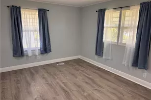 219 Temple Dr, Fort Myers, FL 33905 - Photo 7