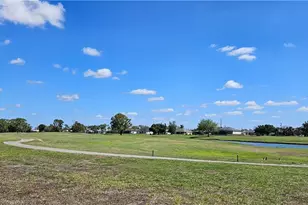 1511 NW 26th Pl, Cape Coral, FL 33993 - Photo 5