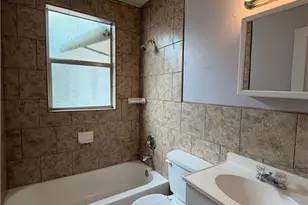 2114 Dora St, Fort Myers, FL 33901 - Photo 9