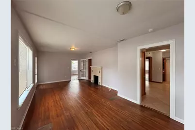 2114 Dora St, Fort Myers, FL 33901 - Photo 3