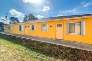 1321 SE 8th Ave, Cape Coral, FL 33990 - Photo 5