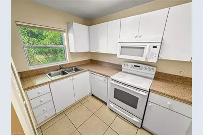 1321 SE 8th Ave #3, Cape Coral, FL 33990 - Photo 15