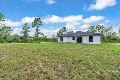 1036 Cresthaven St, Lehigh Acres, FL 33974 - Photo 19