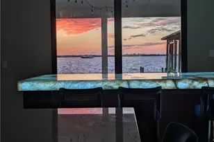 3540 Stuart Ct, Fort Myers, FL 33901 - Photo 5