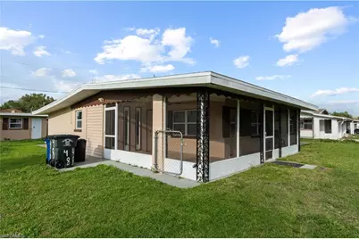 48 Victoria Dr, North Fort Myers, FL 33917 - Photo 41