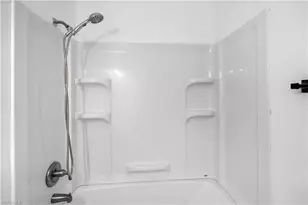 48 Victoria Dr, North Fort Myers, FL 33917 - Photo 25