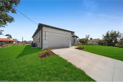 100 Denis Ave N, Lehigh Acres, FL 33971 - Photo 31