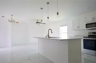 3428 Jeffcott St, Fort Myers, FL 33916 - Photo 11