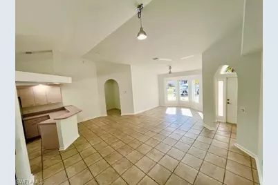 914 McArthur Ave, Lehigh Acres, FL 33936 - Photo 11