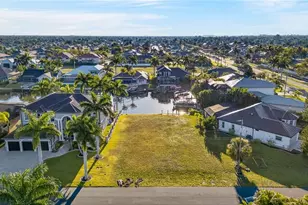 5423 SW 17th Ave, Cape Coral, FL 33914 - Photo 3