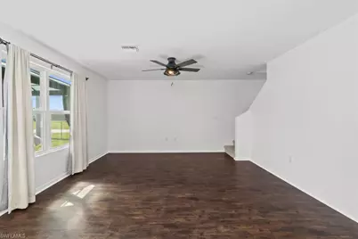 2719 NE 6th Pl, Cape Coral, FL 33909 - Photo 5