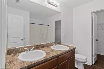 2719 NE 6th Pl, Cape Coral, FL 33909 - Photo 19