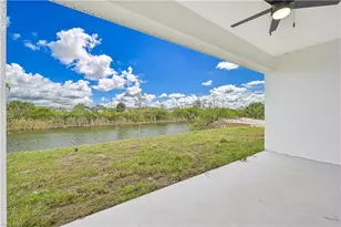 2125 NE 5th Pl, Cape Coral, FL 33909 - Photo 29