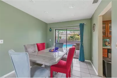 4305 SW 1st Pl, Cape Coral, FL 33914 - Photo 7