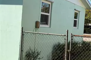 538 W Alverdez Ave, Clewiston, FL 33440 - Photo 5