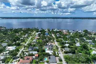 1342 Alhambra Dr, Fort Myers, FL 33901 - Photo 19