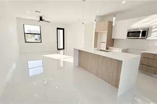 1243 Buell Ave, Fort Myers, FL 33913 - Photo 7