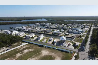 117 Blackbeard Way, Fort Myers Beach, FL 33931 - Photo 9