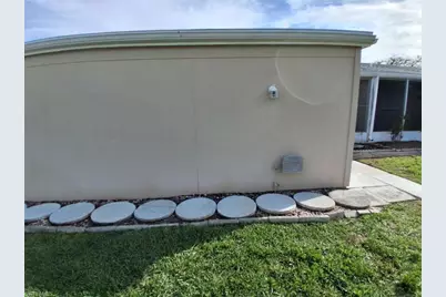 8381 Antigua Ct, Fort Myers, FL 33907 - Photo 5