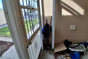 8381 Antigua Ct, Fort Myers, FL 33907 - Photo 13