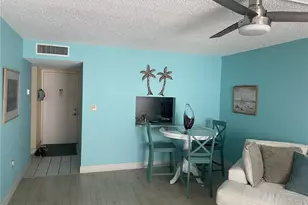 1700 Pine Valley Dr, Fort Myers, FL 33907 - Photo 3