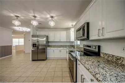 1210 SE 29th Ter, Cape Coral, FL 33904 - Photo 5