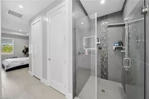 935 Beverly St E, Lehigh Acres, FL 33974 - Photo 13