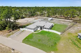 935 Beverly St E, Lehigh Acres, FL 33974 - Photo 21