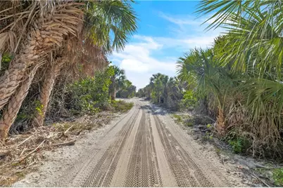 4521 Smugglers Dr, Captiva, FL 33924 - Photo 19