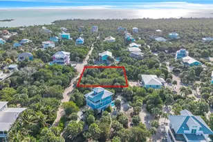 4521 Smugglers Dr, Captiva, FL 33924 - Photo 7