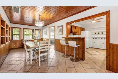 1320 Miracle Ln, Fort Myers, FL 33901 - Photo 5