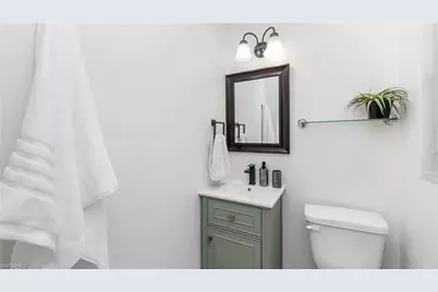 1320 Miracle Ln, Fort Myers, FL 33901 - Photo 17
