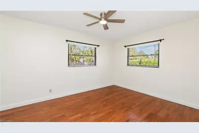 1320 Miracle Ln, Fort Myers, FL 33901 - Photo 15