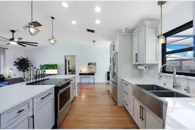 1810 NW 17th St, Cape Coral, FL 33993 - Photo 5