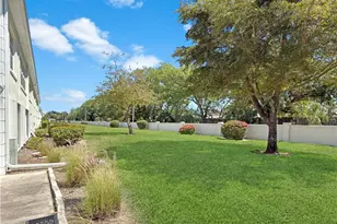 1326 S Brandywine Cir, Fort Myers, FL 33919 - Photo 27