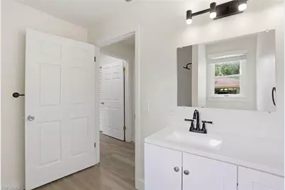 210 E Sugarland Cir, Clewiston, FL 33440 - Photo 31