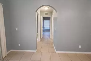 609/611 Hawthorne Ave S, Lehigh Acres, FL 33974 - Photo 7