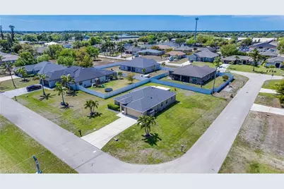 1618 SW 19th Ave, Cape Coral, FL 33991 - Photo 43