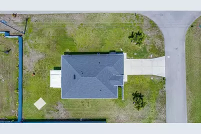 1618 SW 19th Ave, Cape Coral, FL 33991 - Photo 3