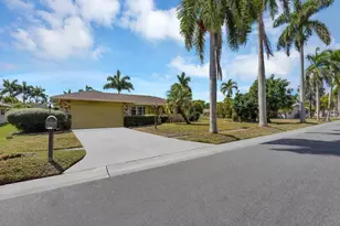 1472 Charmont Pl, Fort Myers, FL 33919 - Photo 27