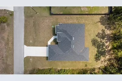 872 Spaulding St E, Lehigh Acres, FL 33974 - Photo 29