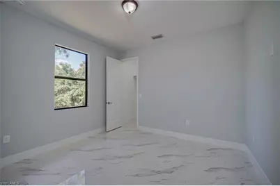 872 Spaulding St E, Lehigh Acres, FL 33974 - Photo 23