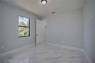 872 Spaulding St E, Lehigh Acres, FL 33974 - Photo 23