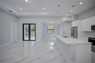 872 Spaulding St E, Lehigh Acres, FL 33974 - Photo 3