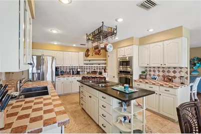 2520 SE 20th Pl, Cape Coral, FL 33904 - Photo 9